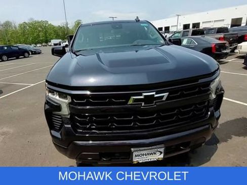 Used 2023 Chevrolet Silverado 1500 RST AWD/4WD image 3