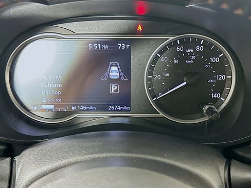 Used 2024 Nissan Versa SR w/ Trunk Package image 18