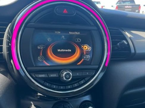 Used 2017 MINI Cooper 4-Door Hardtop FWD image 42