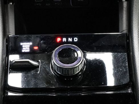 Used 2023 Jeep Grand Cherokee L Limited w/ Black Appearance Package image 28