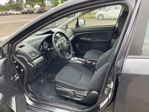 Used 2012 Subaru Impreza 2.0i image 7