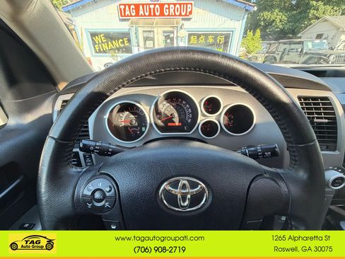Used 2013 Toyota Sequoia SR5 w/ Premium Pkg AWD/4WD image 26