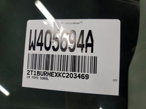 Used 2019 Toyota Corolla LE image 31