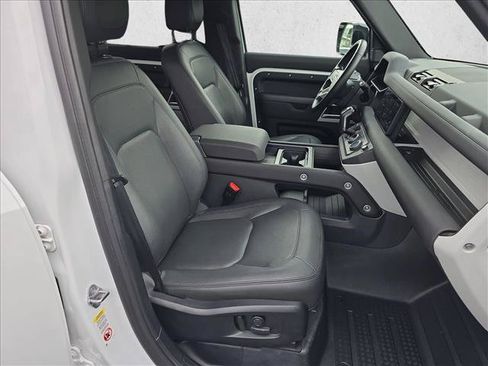 Used 2024 Land Rover Defender 110 S AWD/4WD image 10
