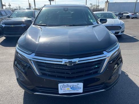 Used 2023 Chevrolet Equinox LT image 2