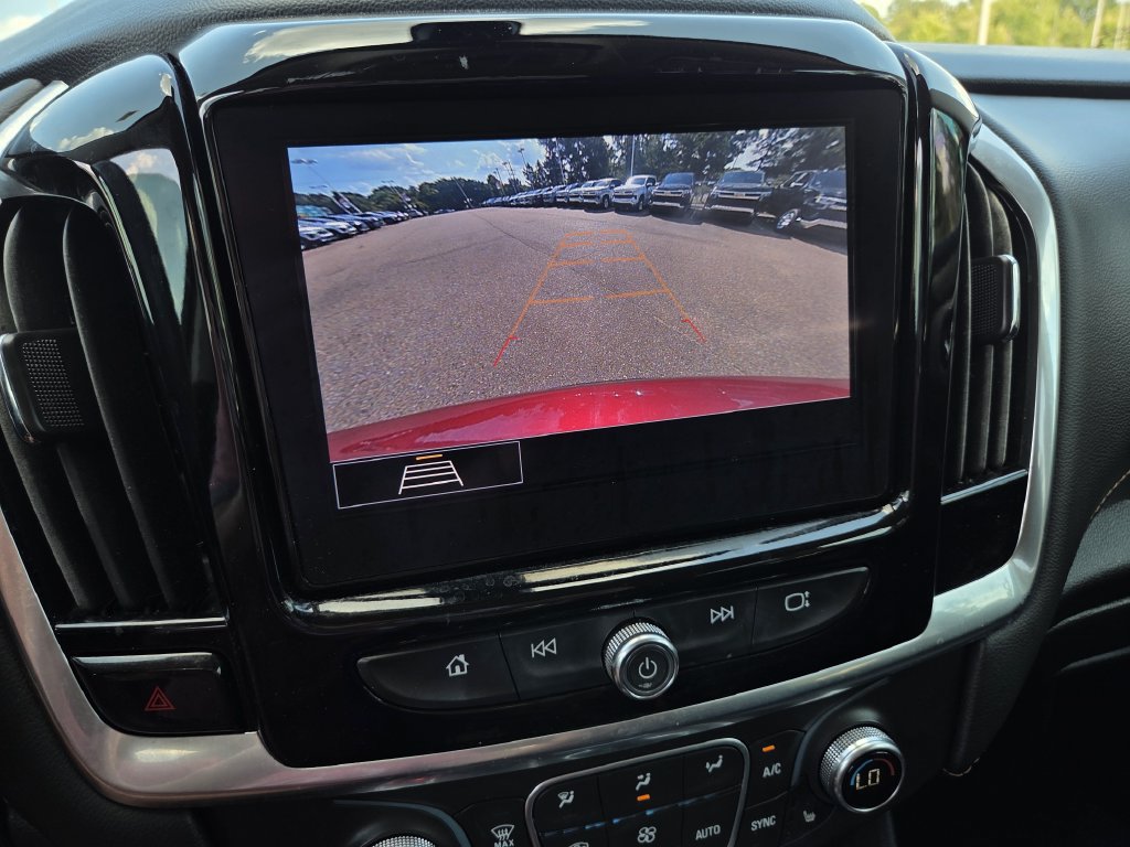 Certified 2020 Chevrolet Traverse LT FWD image 12