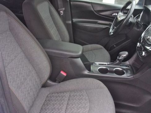 Used 2024 Chevrolet Equinox LT w/ LPO, Floor Liner Package image 32