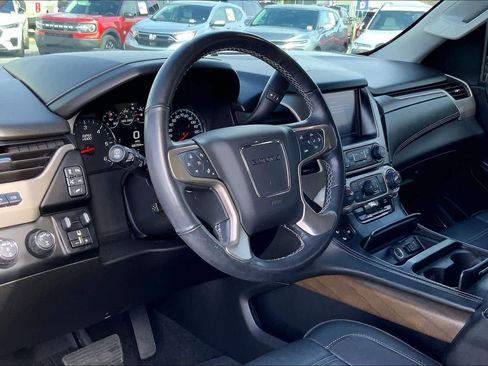 Used 2019 GMC Yukon XL Denali w/ Denali Ultimate Package image 17