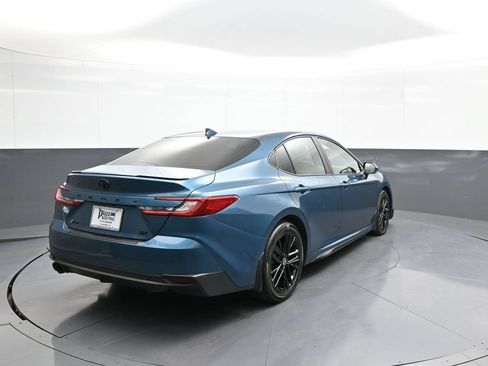 Certified 2025 Toyota Camry SE w/ Convenience Package FWD image 6