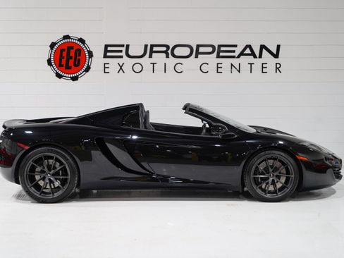 Used 2013 McLaren MP4-12C Spider RWD image 7