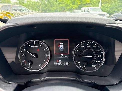 Certified 2024 Subaru Impreza 2.0i Sport AWD/4WD image 27
