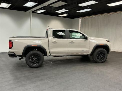 New 2026 GMC Canyon Elevation RWD image 6