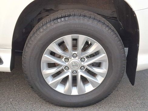 Used 2019 Lexus GX 460 Premium AWD/4WD image 7