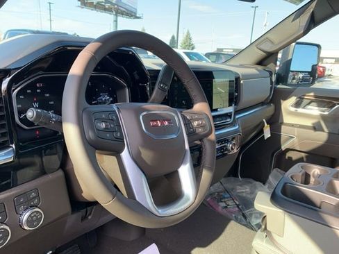 New 2026 GMC Sierra 2500 SLE image 14