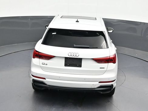 Used 2021 Audi Q3 2.0T Premium w/ Convenience Package AWD/4WD image 18