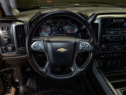 Used 2018 Chevrolet Silverado 1500 LTZ Z71 w/ LTZ Plus Package image 14
