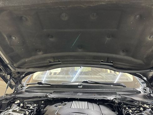 Used 2016 Land Rover Range Rover Sport HSE image 43