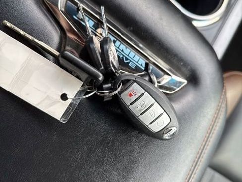 Used 2018 Nissan Titan Platinum Reserve w/ Platinum Utility Package image 34