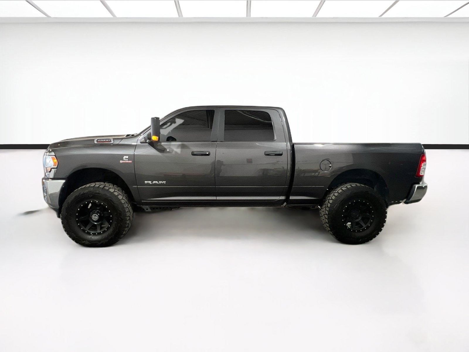 Used 2022 RAM 2500 Big Horn w/ Cold Weather Group AWD/4WD image 22
