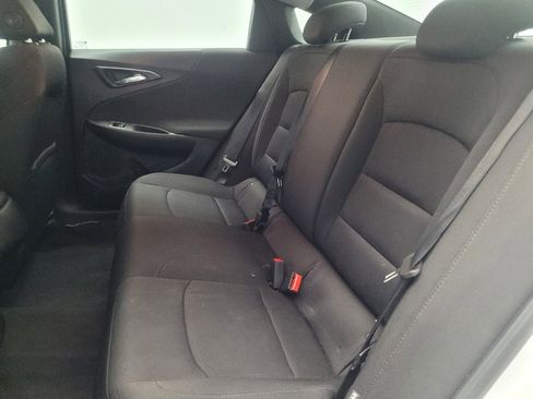 Used 2019 Chevrolet Malibu LS FWD image 18