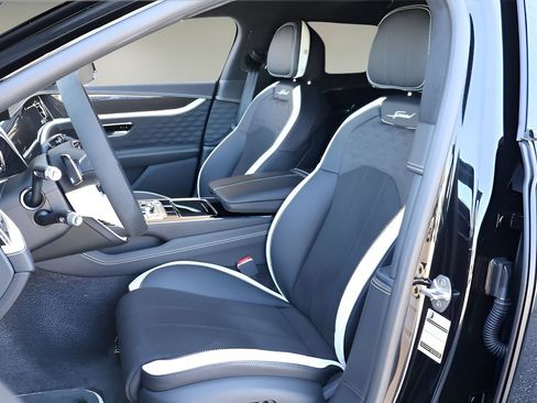 New 2026 Bentley Flying Spur Plug-In Hybrid AWD/4WD image 15