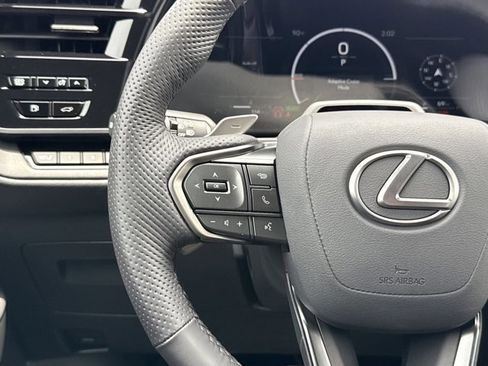 Certified 2026 Lexus TX 500h AWD w/ Technology Package image 15