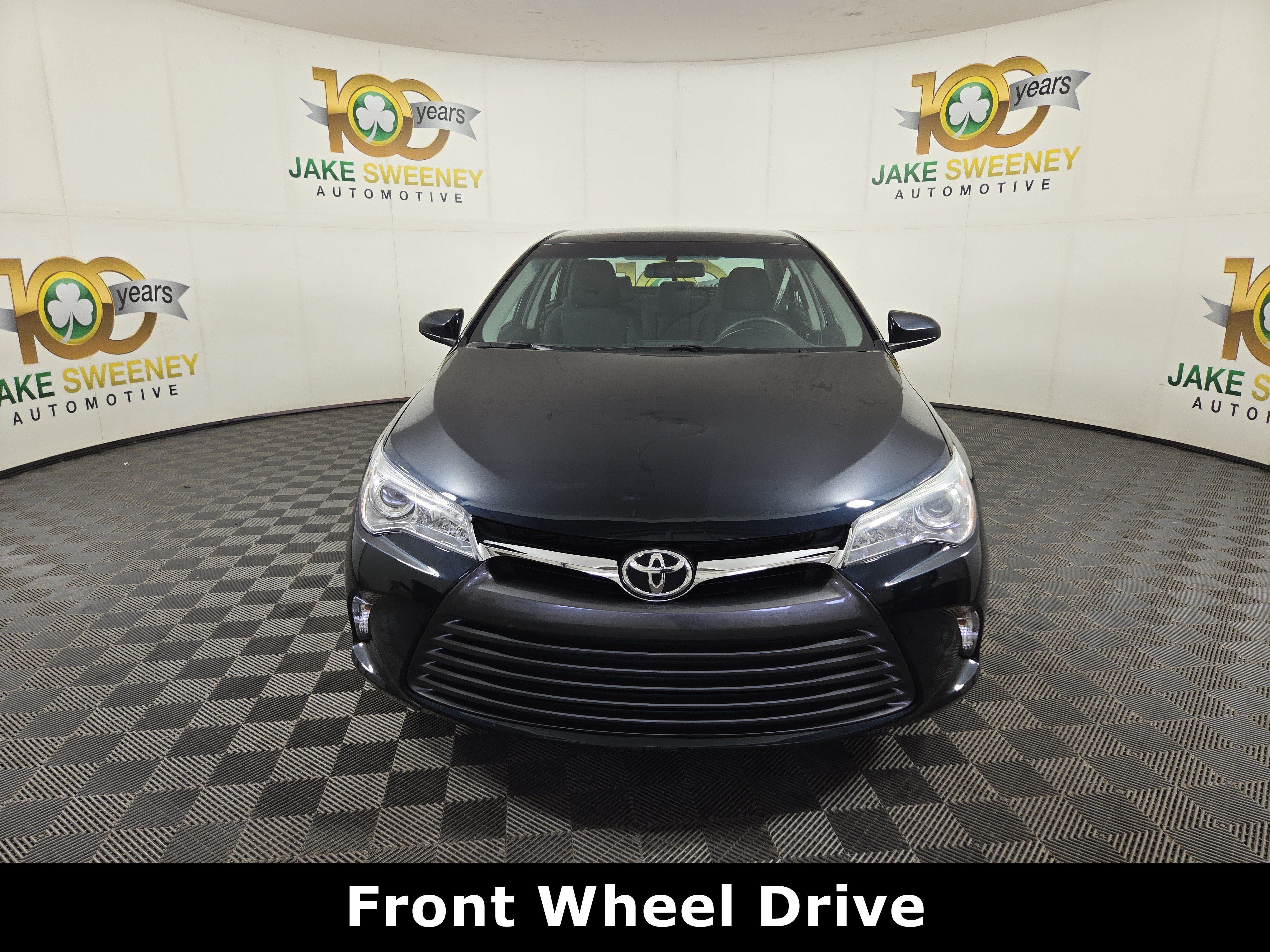 Used 2016 Toyota Camry LE FWD image 3