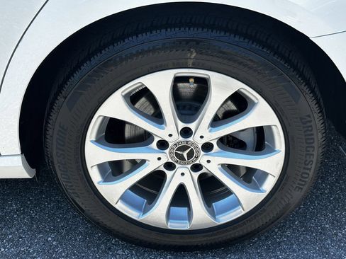 Used 2018 Mercedes-Benz E 300 image 23