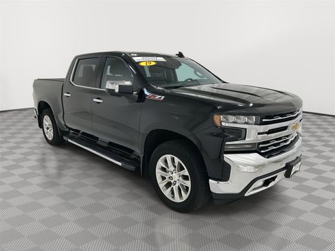 Used 2019 Chevrolet Silverado 1500 LTZ w/ LTZ Premium Package AWD/4WD image 7