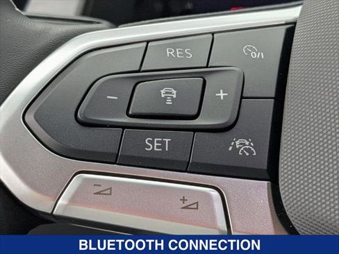 New 2025 Volkswagen Atlas Cross Sport SE AWD/4WD image 16