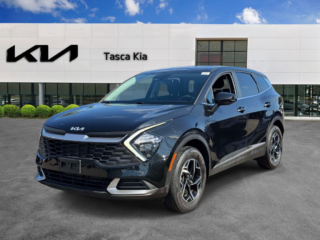 Used 2023 Kia Sportage LX AWD/4WD image 3
