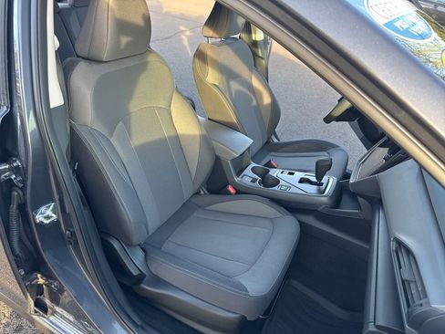 Used 2025 Subaru Crosstrek 2.0i Premium image 14