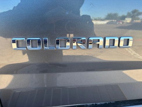 Used 2016 Chevrolet Colorado LT w/ LT Convenience Package image 35