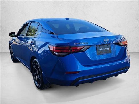 Used 2025 Nissan Sentra SV image 7