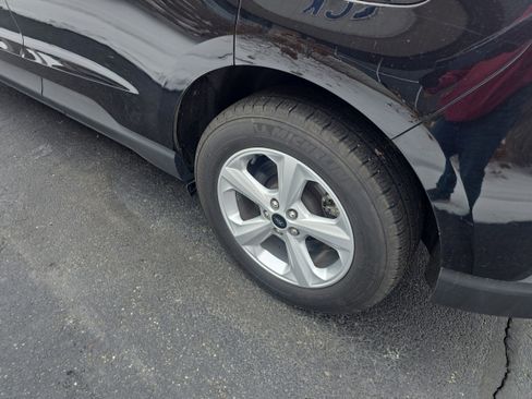 Used 2024 Ford Edge SE image 8