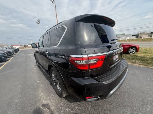 Used 2024 Nissan Armada Platinum image 6