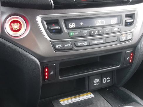 Used 2023 Honda Passport EX-L image 16