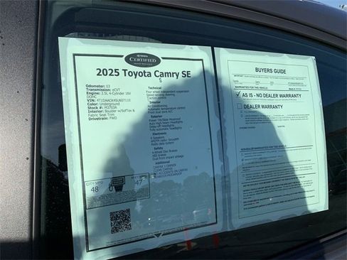 Used 2025 Toyota Camry SE image 37