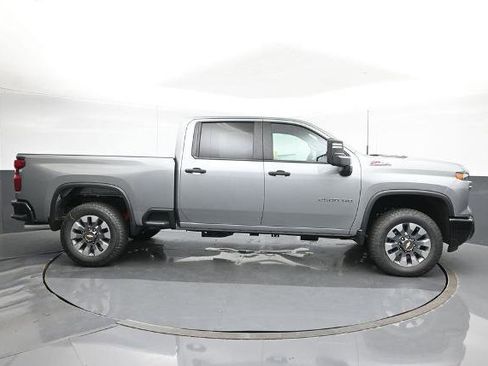 New 2025 Chevrolet Silverado 2500 Custom w/ Custom Value Package image 6