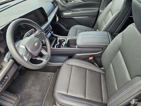 New 2026 Chevrolet Traverse LT w/ Sun and Wheel Package AWD/4WD image 15
