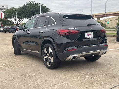 Used 2025 Mercedes-Benz GLA 250 image 7