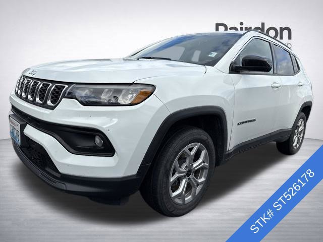 Used 2025 Jeep Compass Latitude AWD/4WD image 3