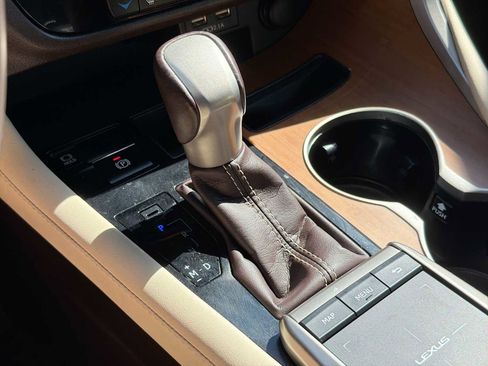 Used 2020 Lexus RX 350 AWD w/ Premium Package image 27