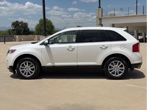 Used 2012 Ford Edge Limited w/ Driver Entry Pkg FWD image 4