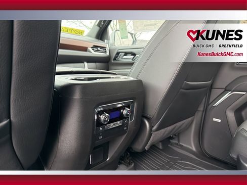 New 2026 GMC Yukon XL Denali w/ Sun & Power Step Package image 29