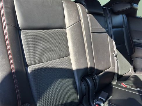 Certified 2024 Dodge Durango GT image 41