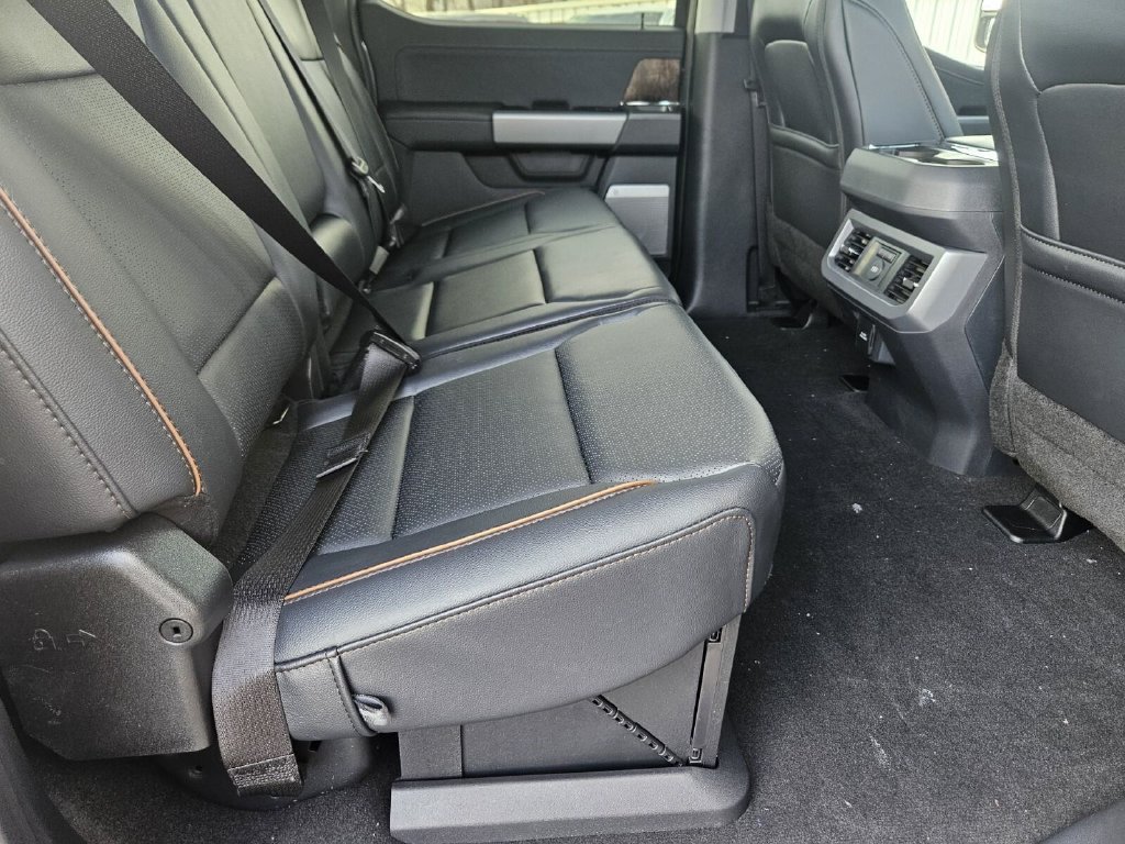 New 2026 Ford F350 Lariat w/ Black Appearance Package AWD/4WD image 14
