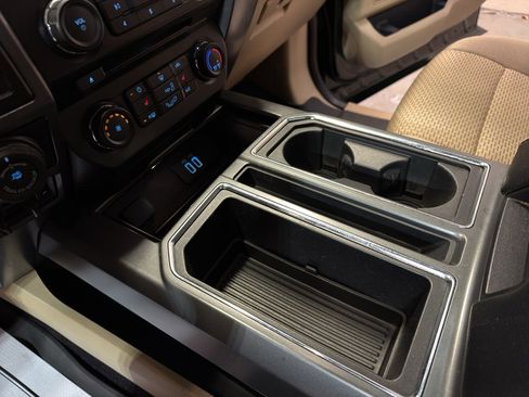 Used 2016 Ford F150 XLT w/ Equipment Group 302A Luxury image 20