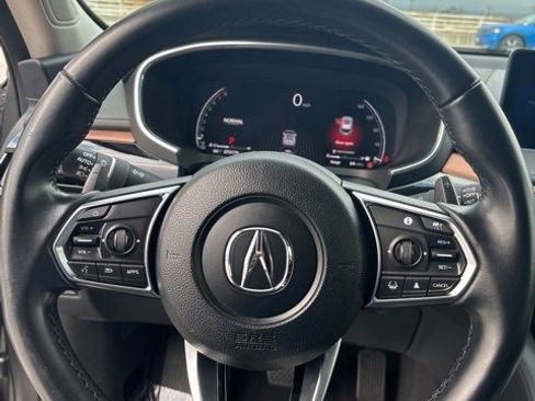 Used 2022 Acura MDX SH-AWD w/ Technology Package image 16