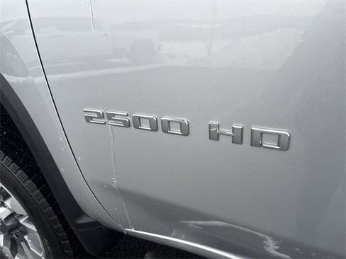 Used 2023 Chevrolet Silverado 2500 Custom w/ Custom Convenience Package image 33